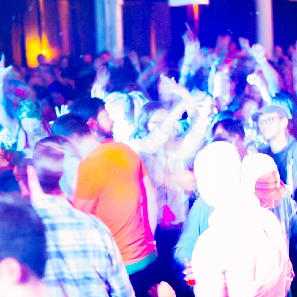 Crowd at Dan Deacon